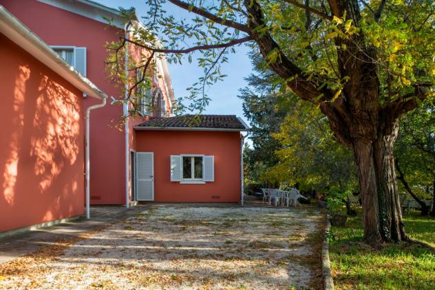 VILLA di 12 vani e di 700 mq (FOLIGNO - CAPPUCCINI) rif. CAPPUCCINI - Foto 19