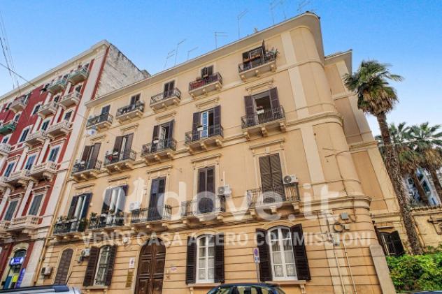 Appartamento di 215 m² con più di 5 locali in vendita a Taranto - Foto 2