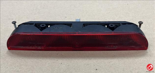 8MA095 FANALE POSTERIORE ALTO LUCE DI ARRESTO STOP AIXAM SCOUTY