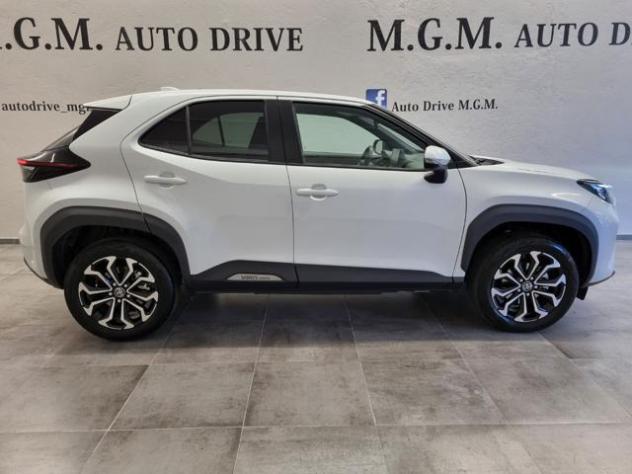 TOYOTA Yaris Cross 1.5 Hybrid 5p. E-CVT Trend rif. 23910199 - Foto 4