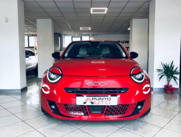 FIAT 600 Hybrid 100 CV DCT MHEV La Prima rif. 23502273 - Foto 2