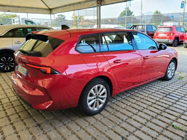 Opel Astra 1.5 Turbo Diesel 130 CV AT8 Sports Tourer Edition - Foto 4