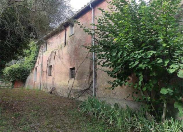 Immobile in asta di 481 m² con più di 5 locali e box auto in vendita a Perugia - Foto 2