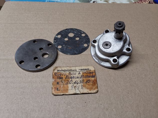 Pompa olio motore oil pump moto Bianchi Bernina 125 cc LV 4T codice 30145010
