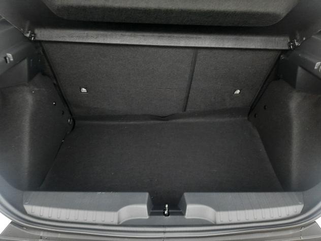 FIAT Grande Panda Grande Panda 1.2 Hybrid 110 CV S&S Icon - Foto 10