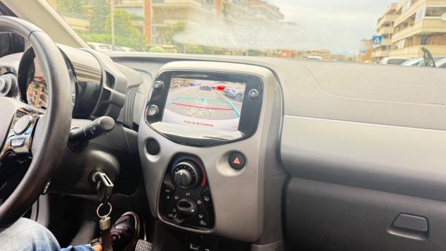 Toyota Aygo Connect 1.0 VVT-i 72 CV 5 porte x-play LED NAVI KAMERA PDC CERCHI 16 BLUETOOTH - Foto 9