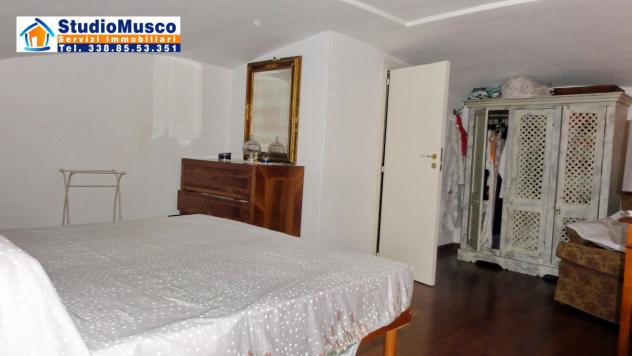 StudioMusco vende a Via Vanassina appartamentino soppalcato con ampio esterno vivibile. - Foto 10