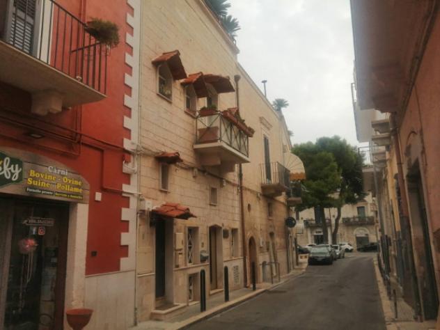 Appartamento di 156 m² con 4 locali in vendita a Capurso