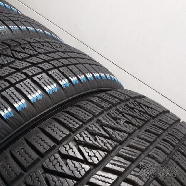 4 gomme 225 50 18 kumho a41451 - Foto 3