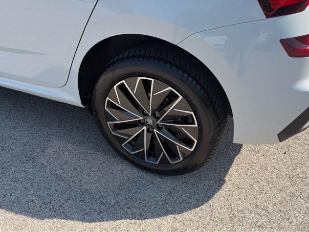 Škoda Kamiq 1.0 TSI Black Dots 70kW - Foto 9