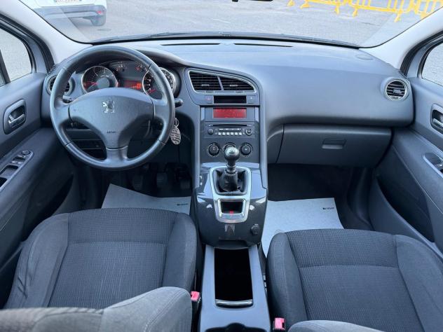 Peugeot 5008 1.6 HDI 115CV ACTIVE 5 POSTI 2013 - Foto 10