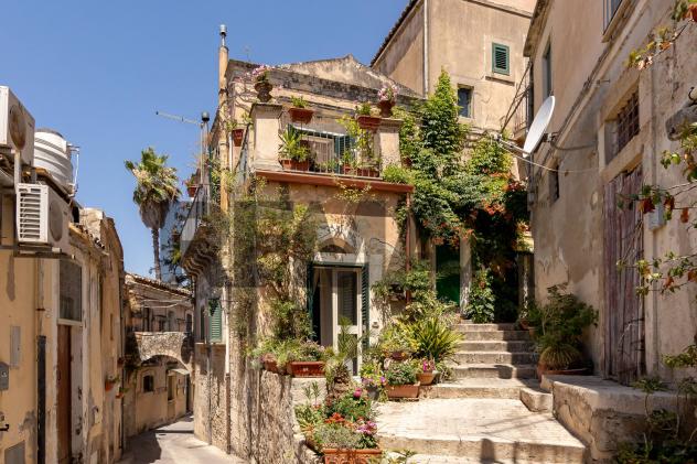 Casa Indipendente in vendita a Modica, Modica Bassa