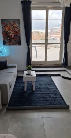 BATTISTINI MONOLOCALE ARREDATO CON AMPIO TERRAZZO - Foto 6