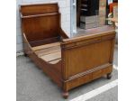 Letto in legno antico