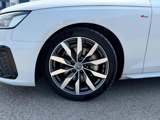 Audi A4 S Line 2.0 40 TDI #10706 - Foto 9