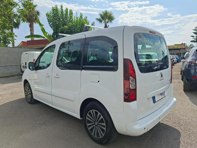 Peugeot Partner Tepee Mix BlueHDi 120 S&S Active - Foto 9