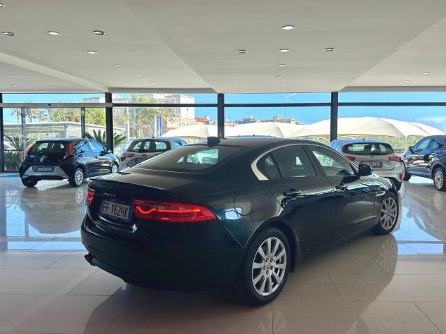 JAGUAR XE 2.0 D PORTOFINO 180cv - Foto 3