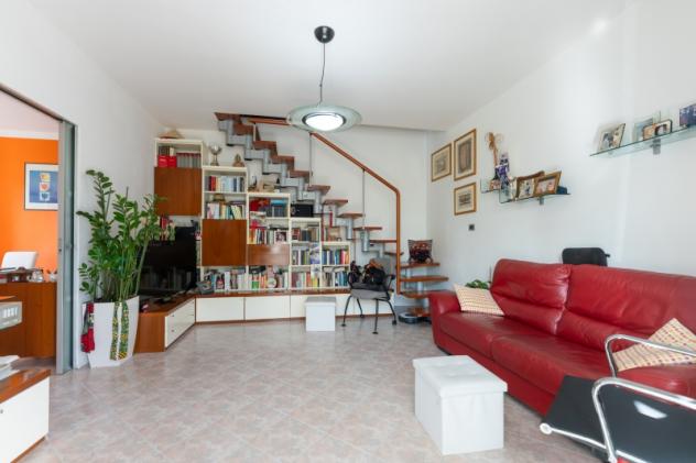 Lideo di SPINA, zona centro, bella villetta, riscaldamento, doppi servizi, giardino, ideale per residenti! - Foto 9