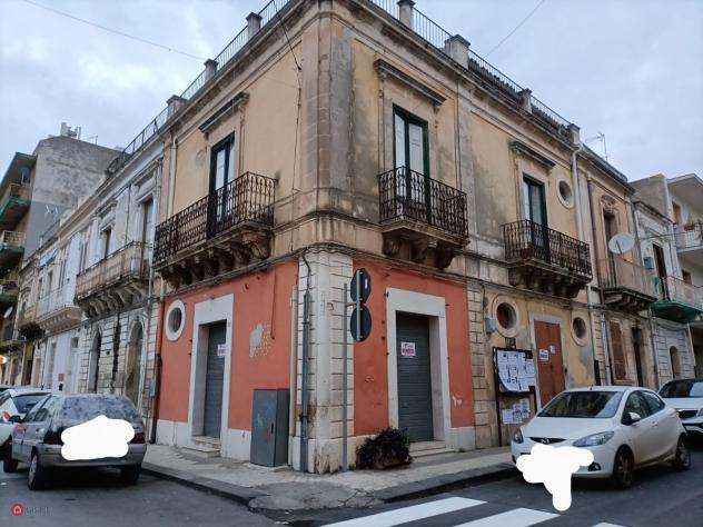 Casa Indipendente in Vendita in Via Silvio Pellico 24 a Floridia