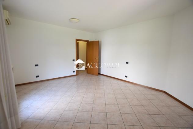 APPARTAMENTO di 3 vani e di 186 mq (MONTEBELLUNA) rif. PA313A - Foto 15