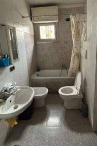 Immobile in asta di 105 m² con più di 5 locali in vendita a Roma - Foto 8