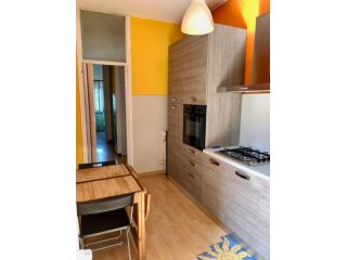 Stanza singola balcone privato 650eu tutto incluso