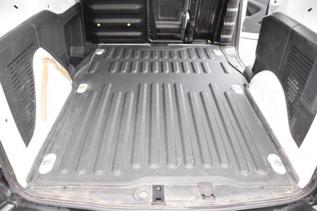 PEUGEOT Partner FURGONE 3POSTI 1.6HDi 100CV - SENSORI - CRUISE - BT - CLIMA - PORTA LATERALE - PREZZO FINITO+P.P. - Foto 5