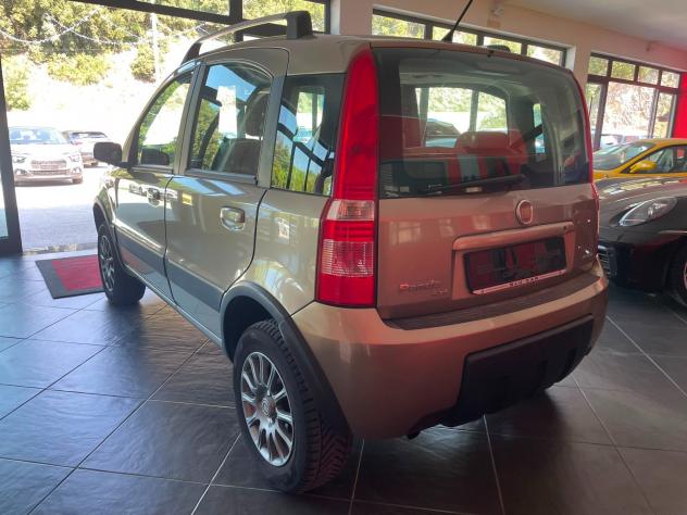 FIAT PANDA 1.3mjt 4X4 CLIMBING - Foto 4