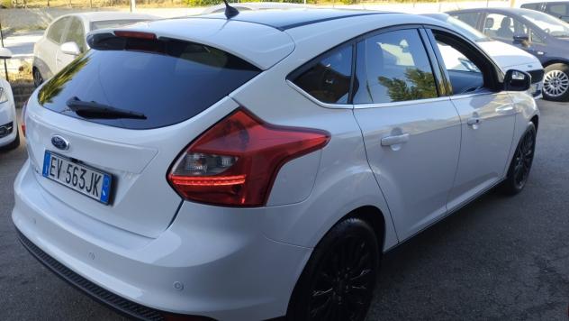 Ford Focus 1.6 TDCi 115 CV Titanium - Foto 9