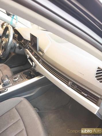 AUDI A4 Avant 2.0 TDI 150CV ultra S tronic Sport rif. 23824045 - Foto 8