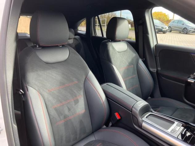 Mercedes-Benz GLA GLA 180 AMG Line ADVANCE PLUS LED CAMERA KEYLESS - Foto 8