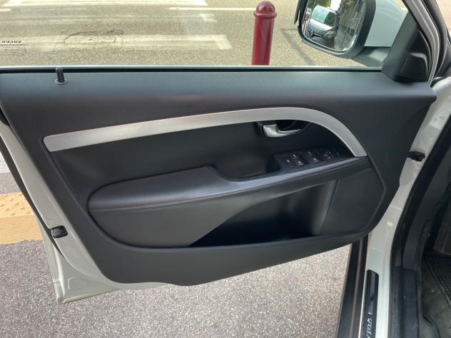 Volvo XC70 D5 AWD Geartronic Summum/GARANZIA - Foto 8