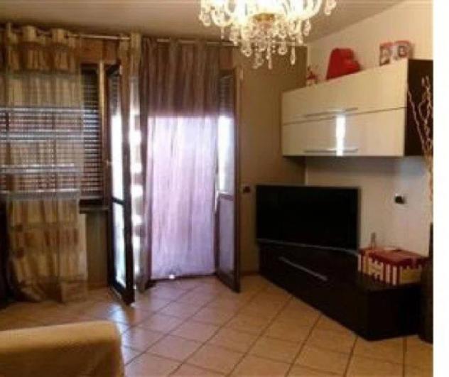 Immobile in asta di 100 m², box auto in vendita a Agrate Brianza - Foto 3