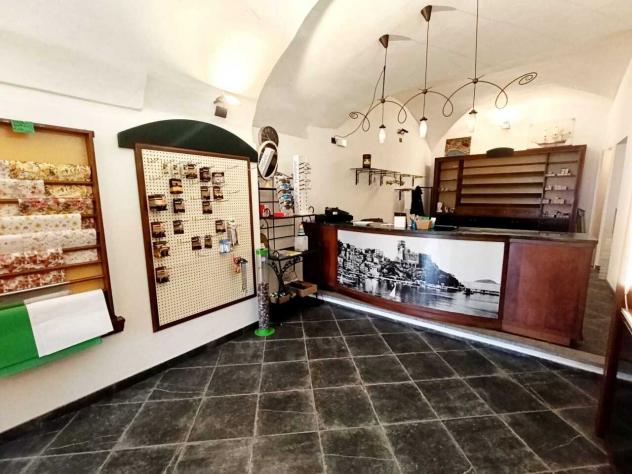 1 Vetrina in affitto a Lerici