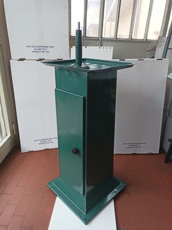 PIANTONE LEVA FORME CON BASAMENTO PER CALZOLAIO - Foto 2
