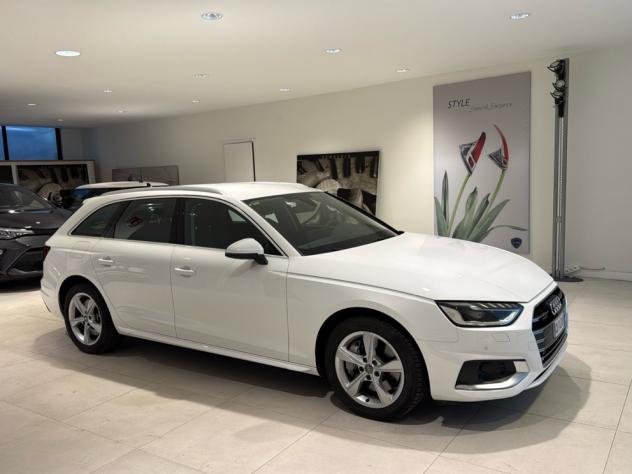 Audi A4 Avant 45TFSI quattro S tronic Bus. Advanced Matrix - Foto 2