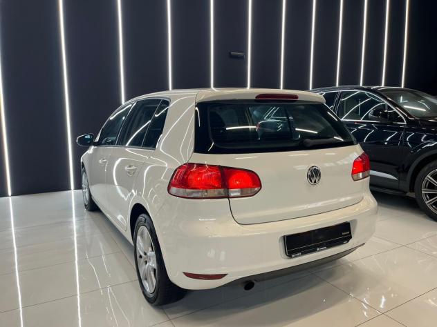 Volkswagen Golf 1.6 TDI DPF 5p. Comf. BlueM. Tech. OK NEOPATENTATI - Foto 6