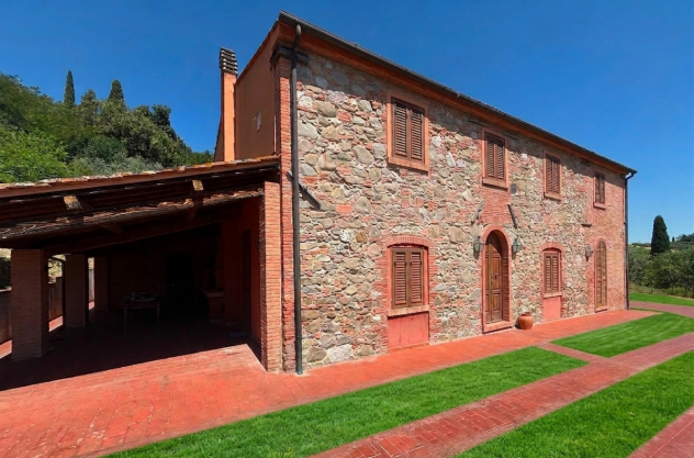 Casale in vendita a Terricciola 250 mq Rif: 1421287