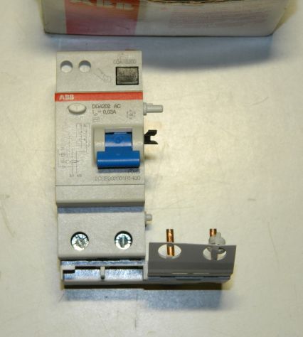 Interruttore differenziale ABB DDA202 A-40/0.3