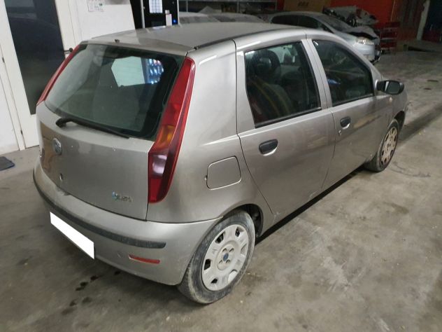 Fiat Punto 1.2 5p. Active Natural Power - Foto 4