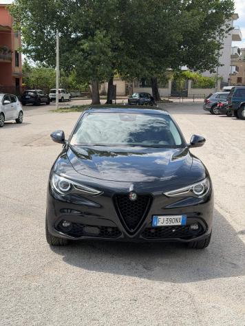 Alfa Romeo Stelvio 2.2 Turbodiesel 210 CV AT8 Q4 Executive - Foto 2