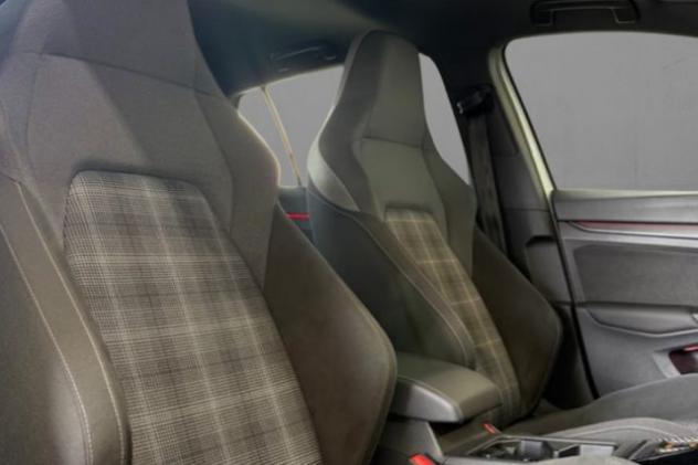VOLKSWAGEN Golf 2.0 TDI DSG GTD rif. 24049214 - Foto 7