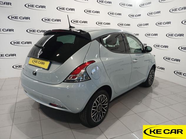 Lancia Ypsilon 1.0 FireFly 70cv Hybrid Platino - Foto 5