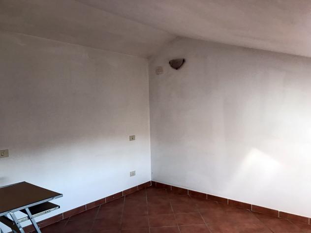 APPARTAMENTO INDIPENDENTE di 4 vani e di 118 mq (MASSAROSA) rif. 621 - Foto 13