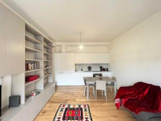 Stanza in appartamento in affitto a Milano