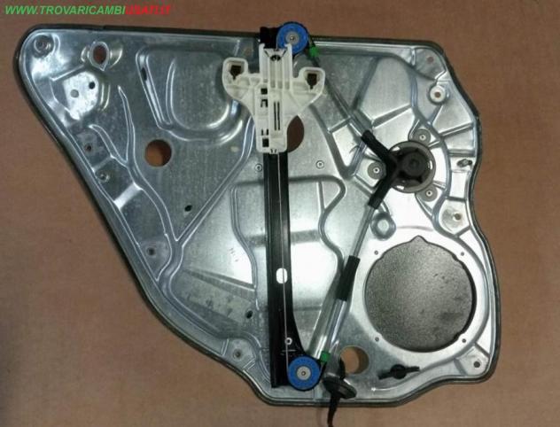 ALZACRISTALLO MANUALE PORTA POST.D.  Carrozzeria  Lamierati esterni  Porte  Alzacristallo por VOLKSWAGEN - POLO - 01-05-2005 - 01-08-2009