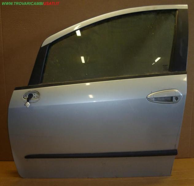 PORTA ANT.S. GRIGIO MEDIO MET. CON MODANATURA C/ALZ. E SERR.  Carrozzeria  Lamierati esterni  Porte  Porta ant. sx. FIAT - GRANDE PUNTO - 01-09-2005 -