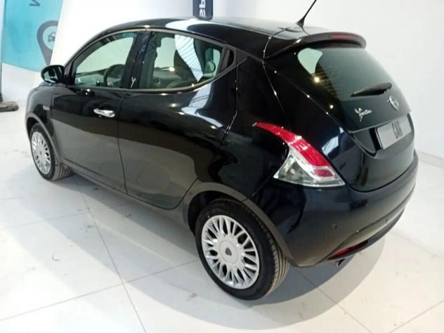 Lancia Ypsilon 1.2 69 CV 5 porte S&S Gold - Foto 6