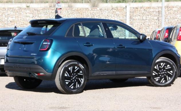 FIAT 600 1.2 110CV Hybrid PACK CONFORT NUOVO rif. 23987497 - Foto 8