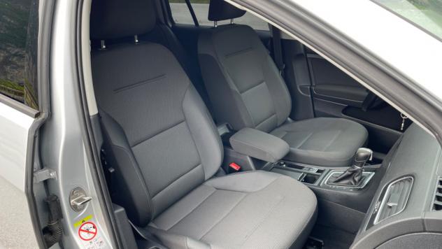 VOLKSWAGEN GOLF 7 VARIANT 1.6TDI DSG - 2018 - Foto 10